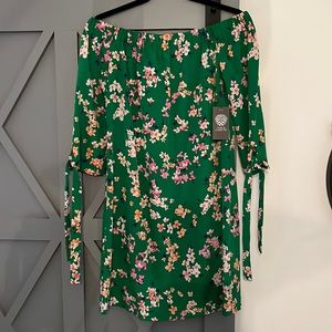 NWT Vince Camuto Floral dress